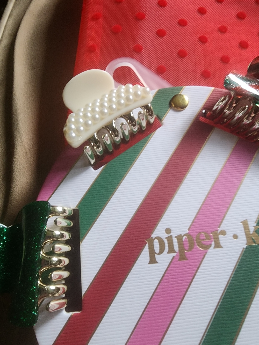 Bath & Body Works Vanilla Bean Noel Body Wash Piper K Hair Clips Beauty Bag - Picture 5 of 8